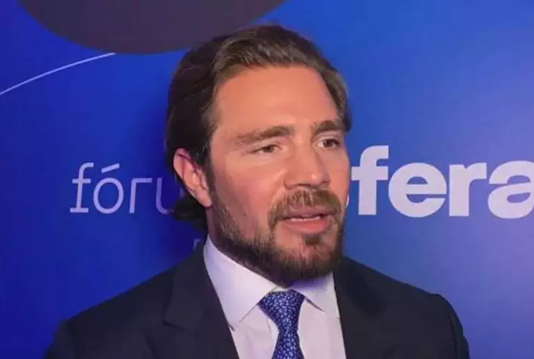 Operação Compliance Zero: PF investiga fraude de R$ 12 bilhões e elo político do Banco Master