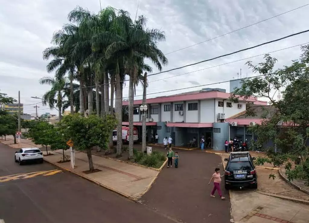 Hospital da Vida, que atende pacientes de Dourados e de todas as cidades da região (Foto: Leandro Holsbach).