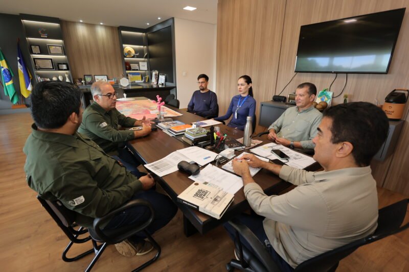 Equipe da Fundação de Turismo com o prefeito Marçal Filho, o secretário Antônio Freire e equipe – Foto: A. Frota