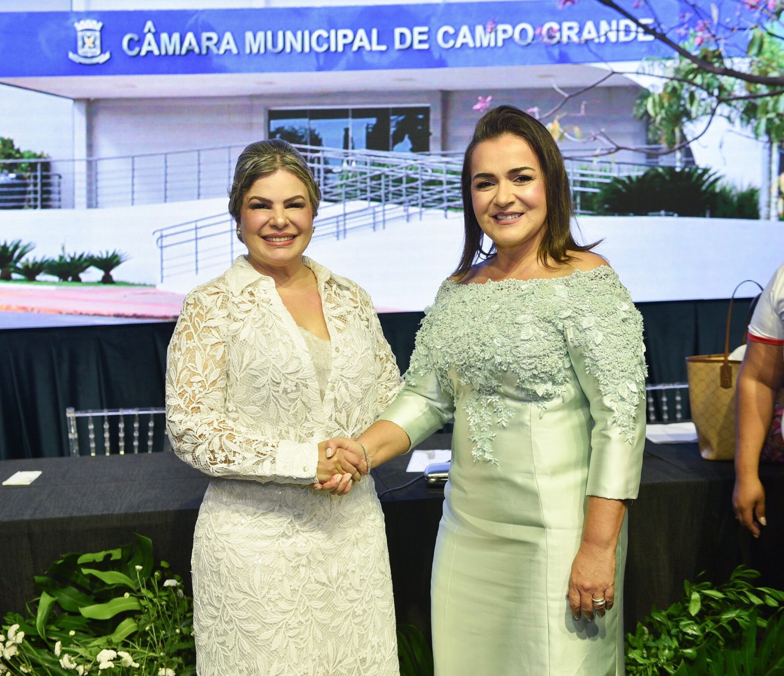Prefeita de Campo Grande, Adriane Lopes e a vice-prefeita, Camilla Nascimento Oliveira