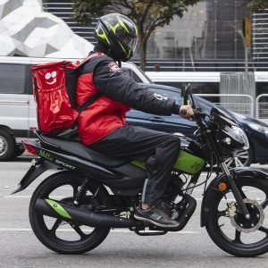 Governo determina que apps mostrem quanto ficam e quanto repassam a motoristas e entregadores em cada corrida