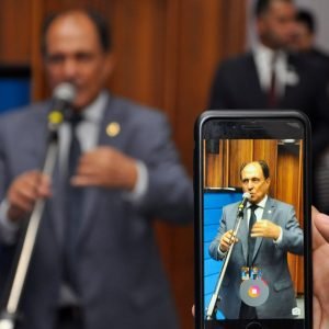 Foto: Divulgação – site oficial do Deputado Zé Teixeira