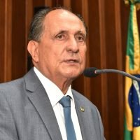 Zé Teixeira pede asfalto em acesso à Aldeia Bororó e praça em Dourados